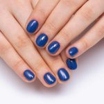 nail-art-bleu-marine-exemple (1)