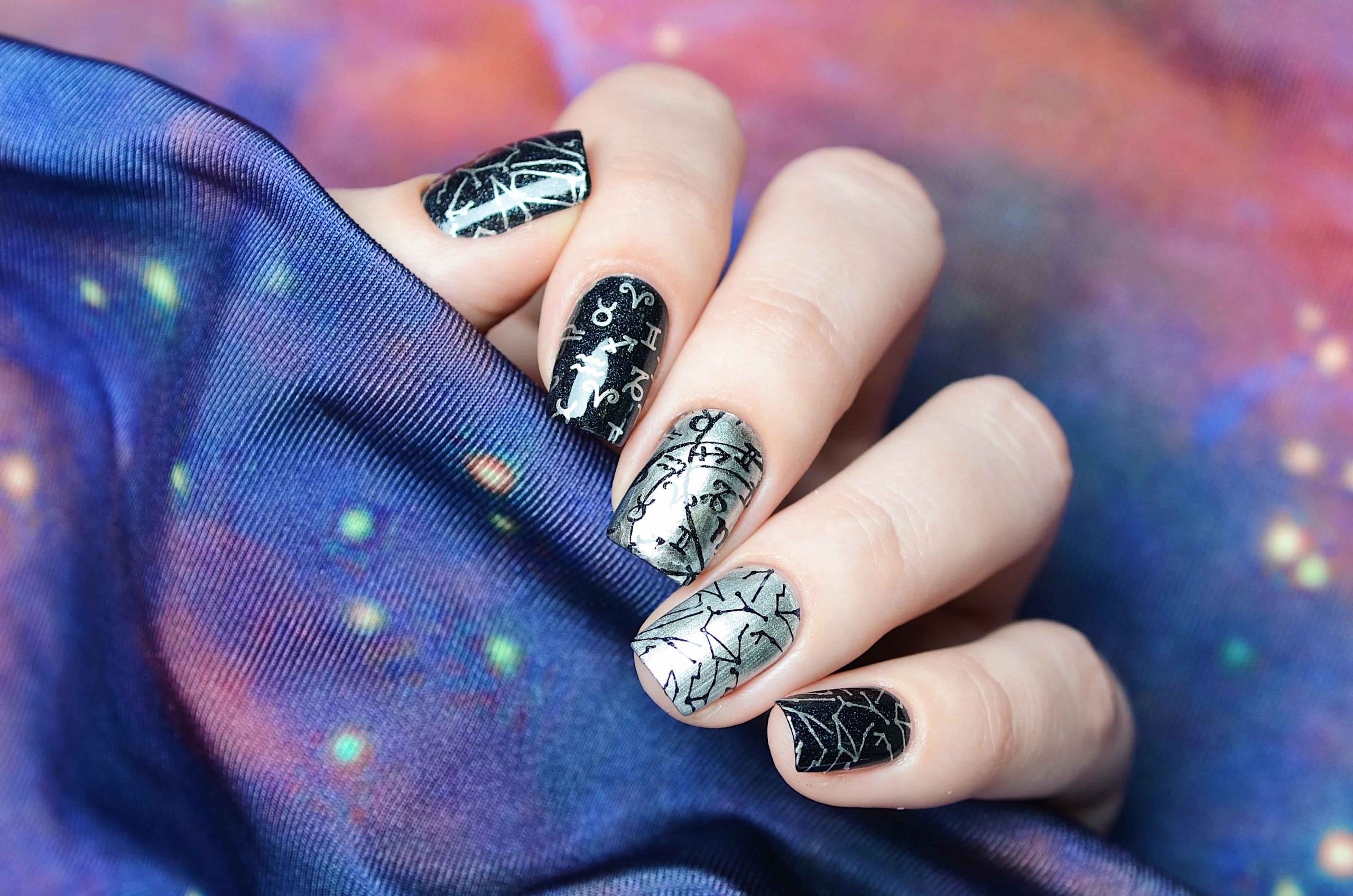 nail-art-constellation-exemple (5)